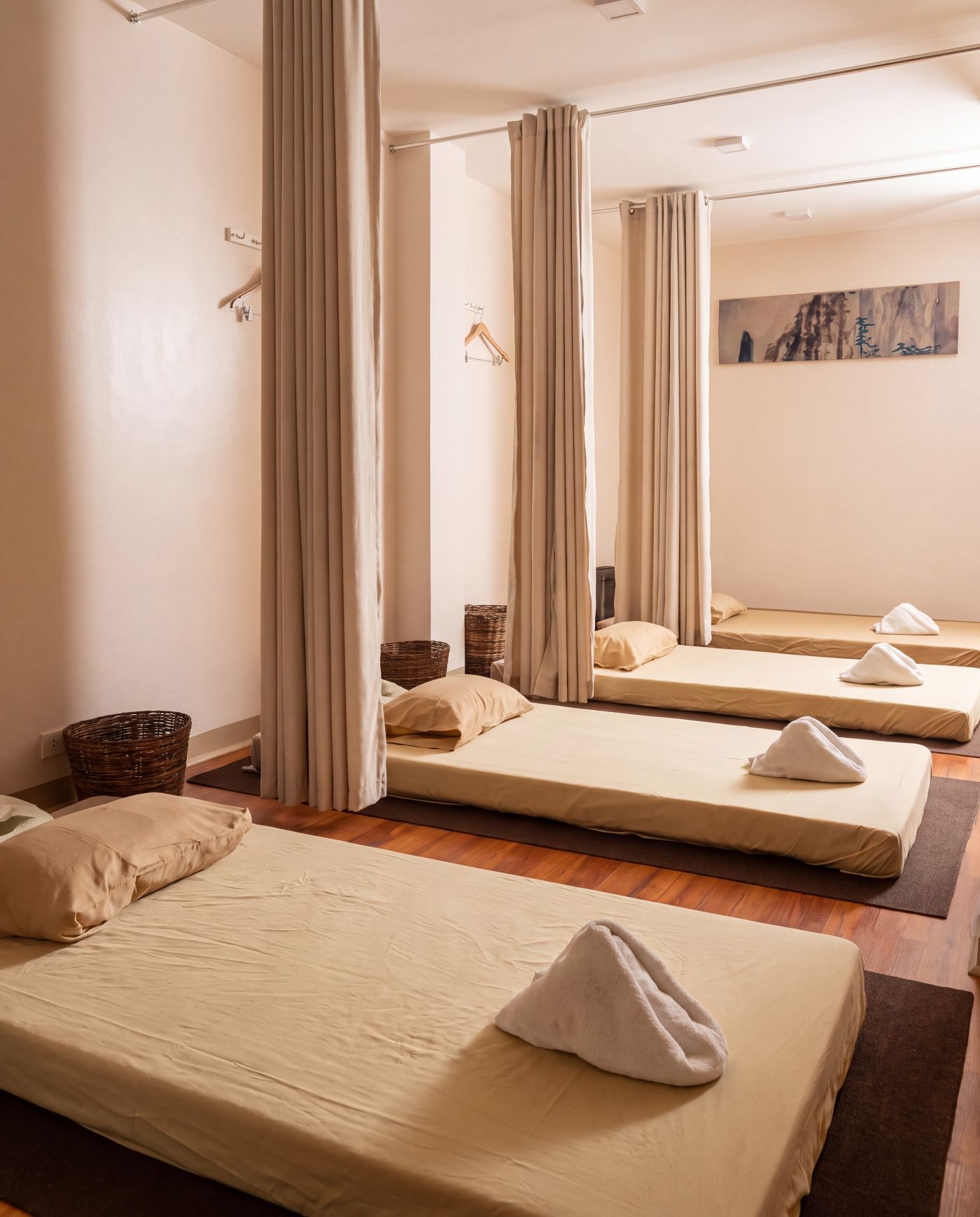The massage treatment room at Keiken Cebu
